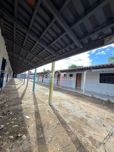Comercial de 12 quartos, no bairro caldas oeste, em Caldas Novas | Eu Corretor