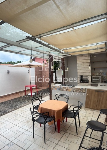 Casa de 2 quartos, 100m² no bairro Granja das Hortências, em Conselheiro Lafaiete | Eu Corretor