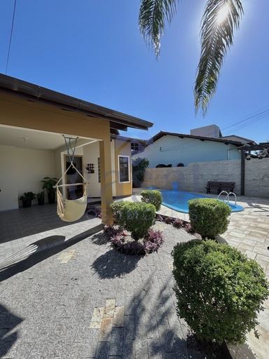 Casa de 4 quartos, no bairro Areias, em São José | Eu Corretor