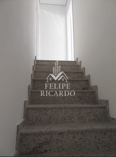 Escada.jpeg