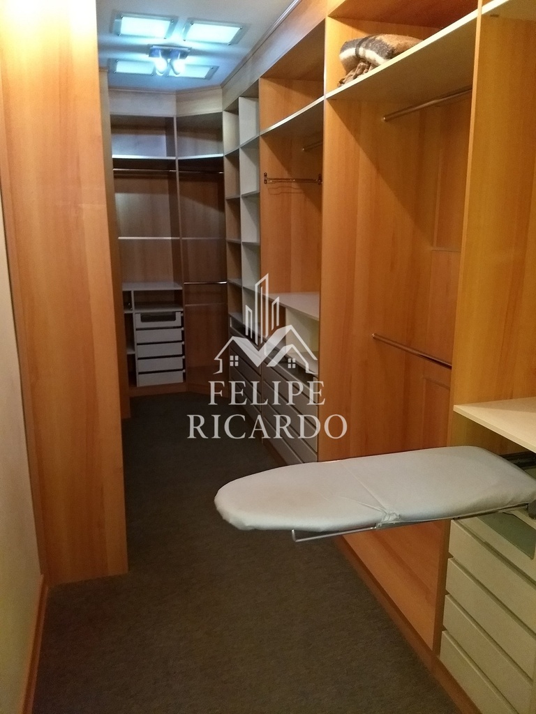 closed suite master 6.jpg