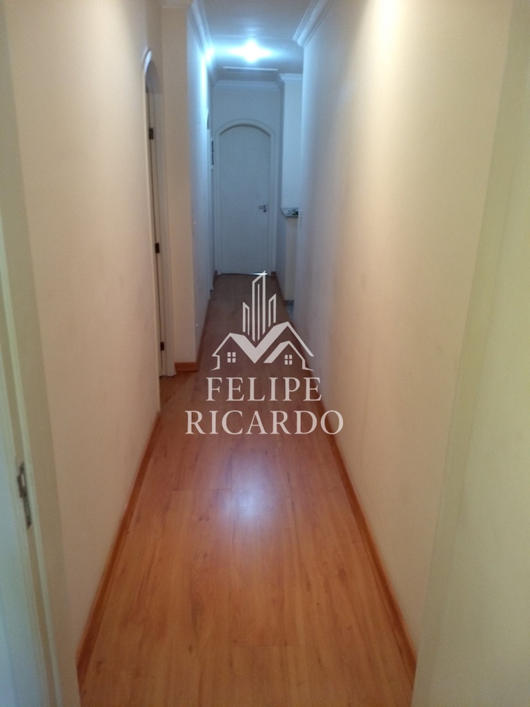 corredor quartos.jpg