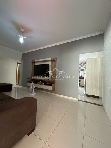 Casa de 3 quartos, no bairro jardim serrano, em Caldas Novas | Eu Corretor