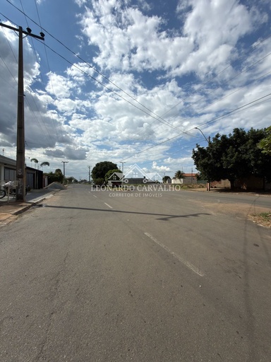 Casa de 3 quartos, no bairro jardim serrano, em Caldas Novas | Eu Corretor