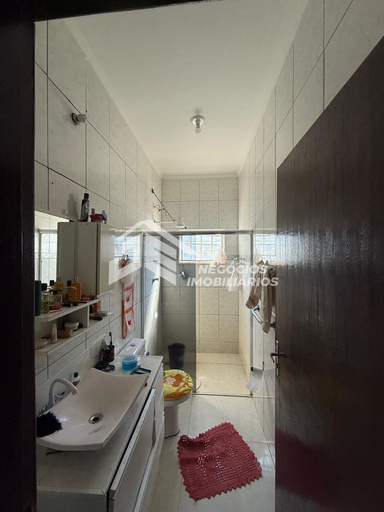 Casa de 3 quartos, no bairro VILA UNIAO, em Loanda | Eu Corretor