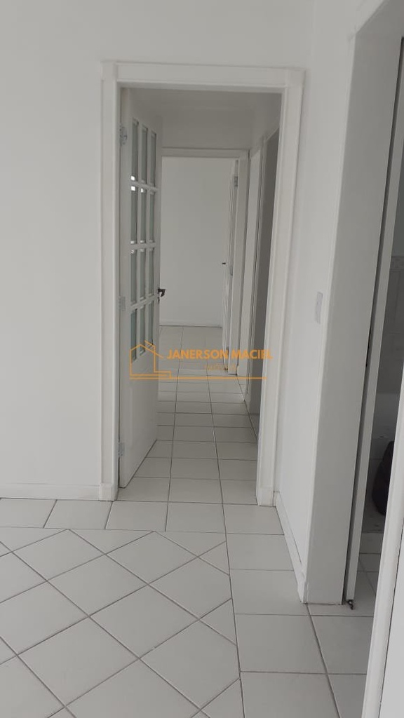 7dfb489a-1e16-480d-9106-5582940812e9.jpg