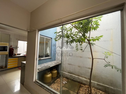 Sobrado de 4 quartos, 400m² no bairro Luzimangues, em Porto Nacional | Eu Corretor