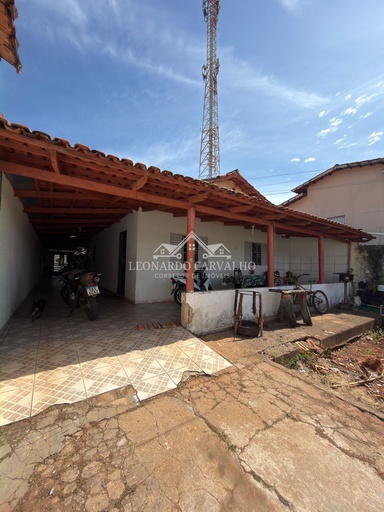 Casa de 3 quartos, no bairro CALDAS OESTE, em Caldas Novas | Eu Corretor