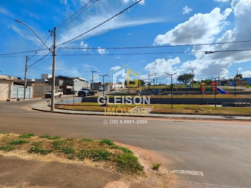 Lote/Terreno de 280m² no bairro Nova Passos, em Passos | Eu Corretor