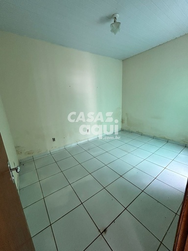 Casa de 2 quartos, no bairro Massa Barro, em Cáceres | Eu Corretor