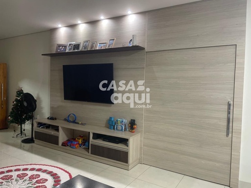 Casa de 4 quartos, no bairro Joaquim Murtinho, em Cáceres | Eu Corretor