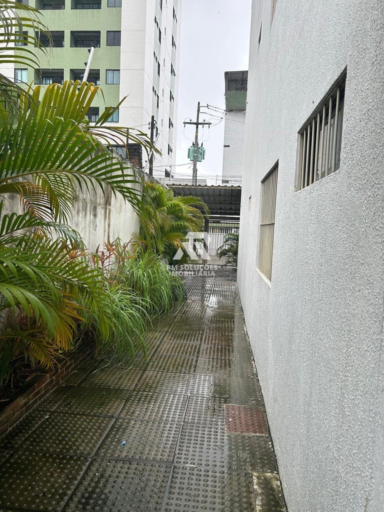 634fef65-acc5-437f-86a6-f361f8fa1753.jpg