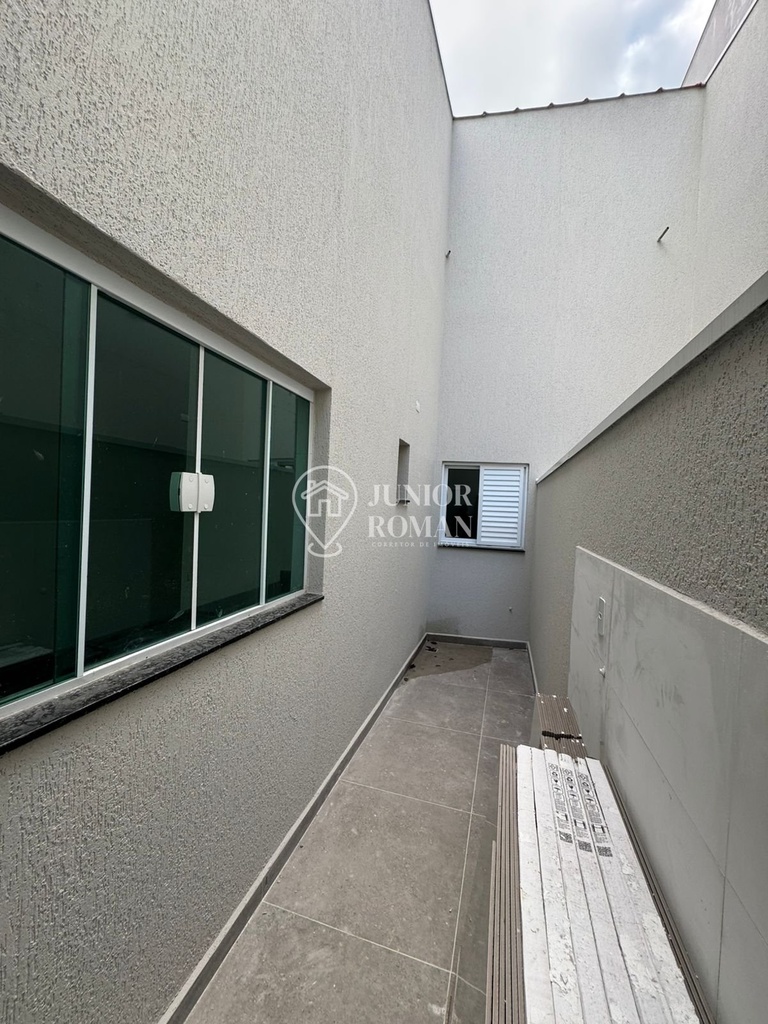 feb62a32-7f27-480f-8588-f224705e954d.jfif