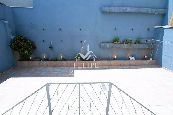 4f8bc9d046deceaa73802de0_cleanup.jpg