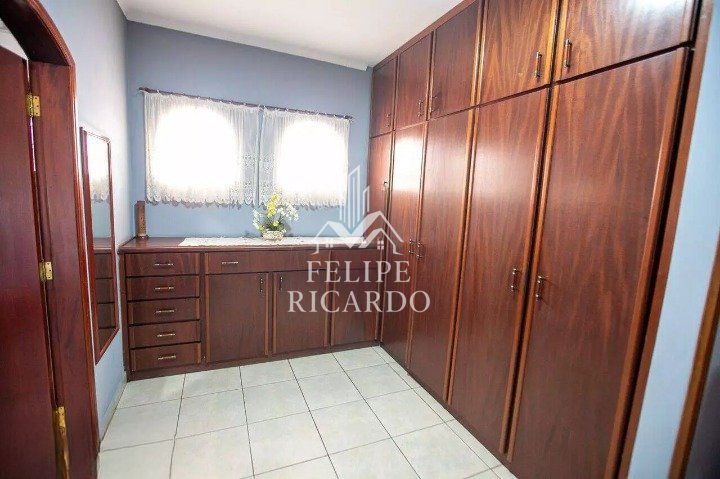 ad0b203b3114f2558ea860fe_cleanup.jpg