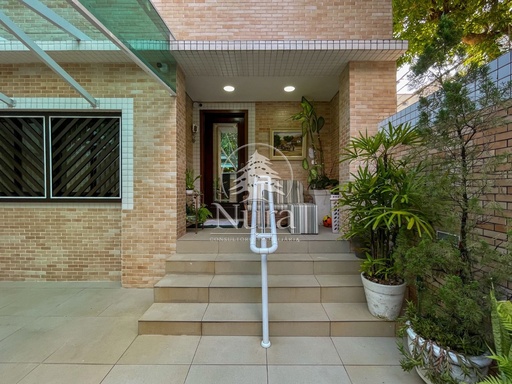 Sobrado de 4 quartos, 150m² no bairro Gonzaga, em Santos | Eu Corretor