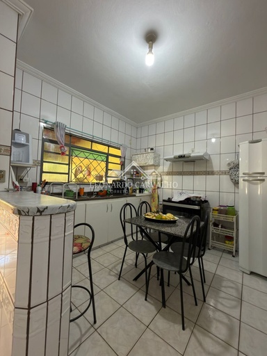 Casa de 4 quartos, no bairro itaguai 1, em Caldas Novas | Eu Corretor