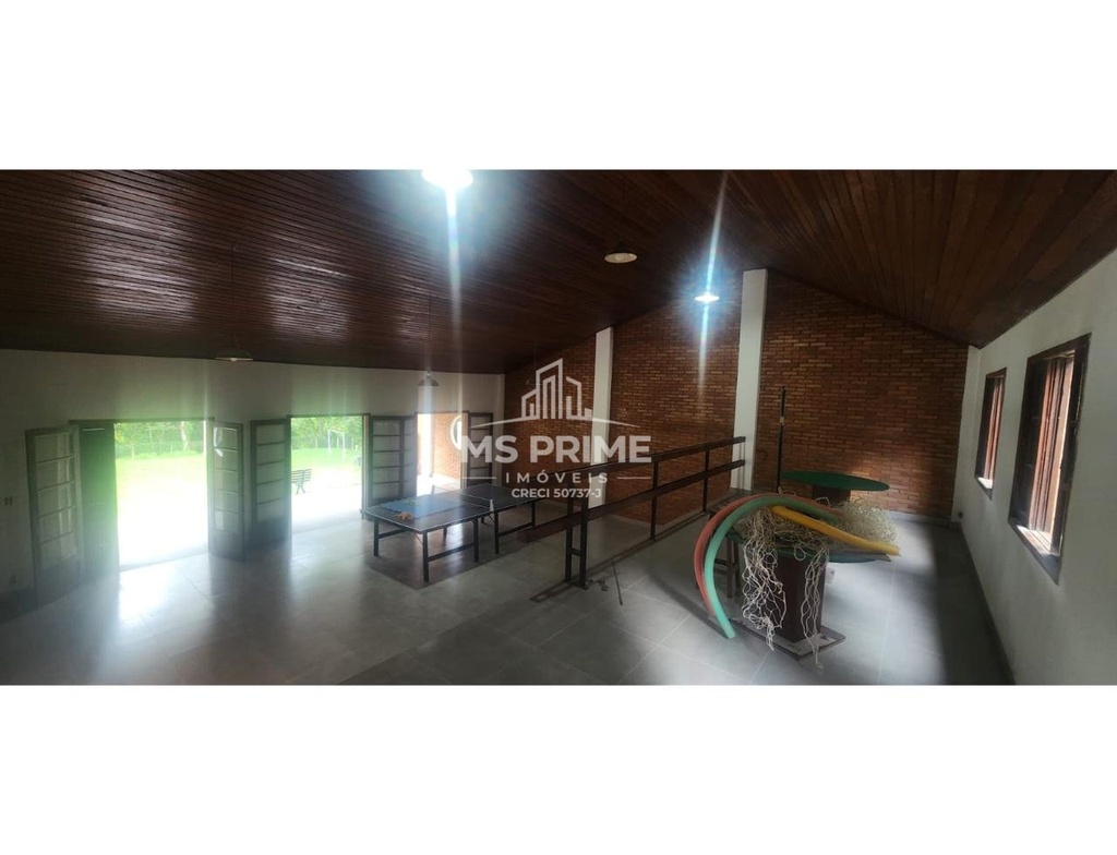 860edacd-f032-4e1a-b880-1e3435fafa73.jpg