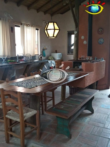 Hotel / Pousada / Chalé de 2 quartos, 93m² no bairro Grama, em Garopaba | Eu Corretor