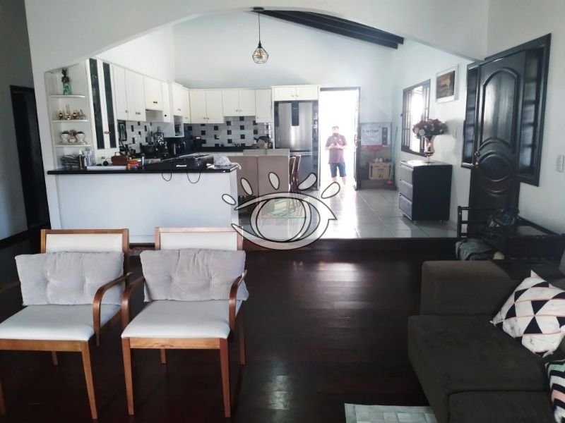 image_re_6701718.jpg
