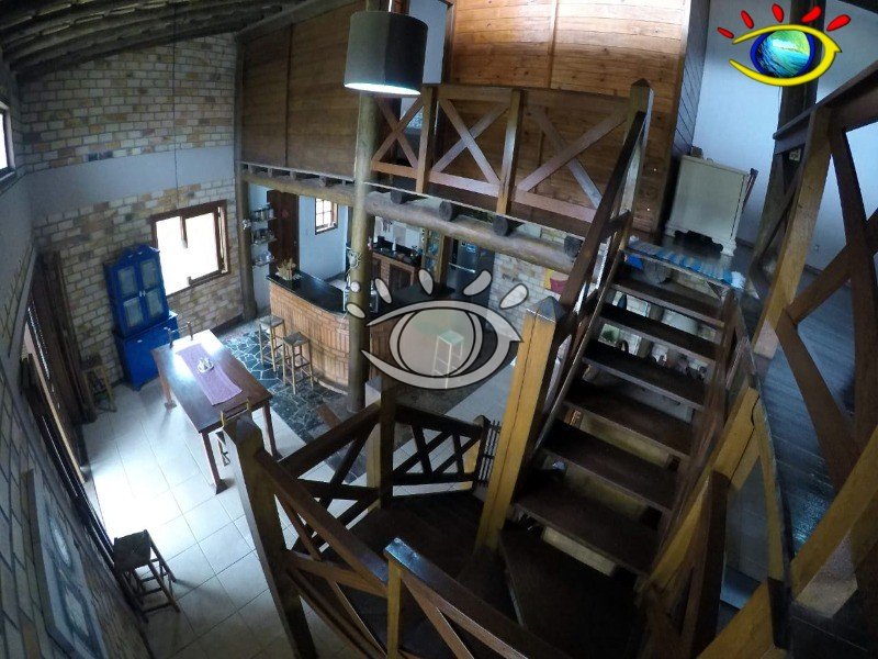 image_re_6701772.jpg