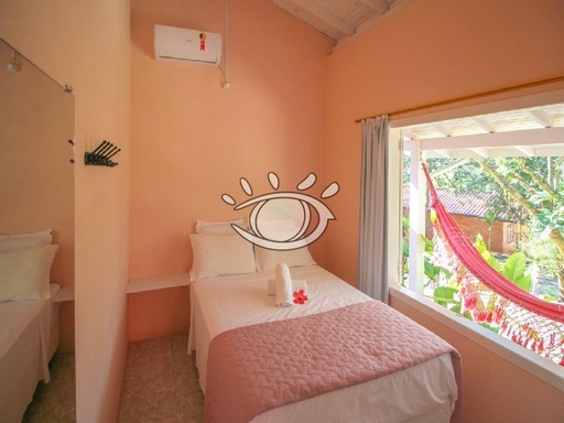 Hotel / Pousada / Chalé de 3 quartos, no bairro Praia do Rosa, em Imbituba | Eu Corretor