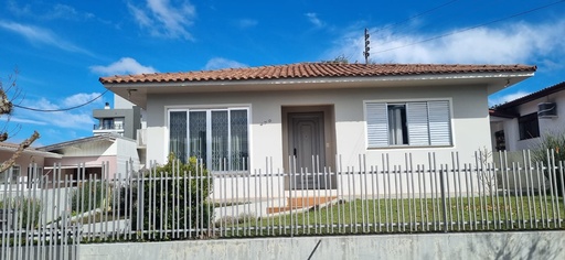 Casa de 3 quartos, no bairro Centro, em Curitibanos | Eu Corretor