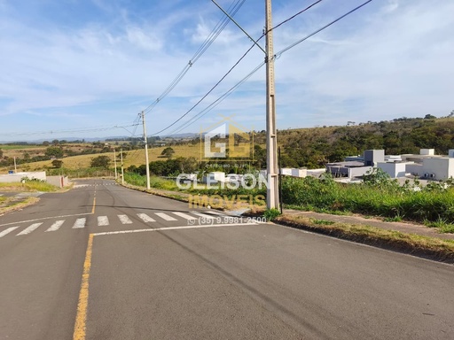 Lote/Terreno de 250m² no bairro  Parque Alvorada , em Passos | Eu Corretor