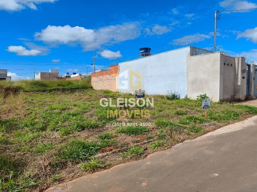 Lote/Terreno de 200m² no bairro Mirante do Vale, em Passos | Eu Corretor