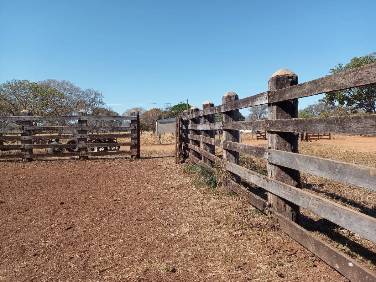 Fazenda/Sítios/Chácaras de 9530000m² no bairro Vila Boa, em Vila Boa | Eu Corretor