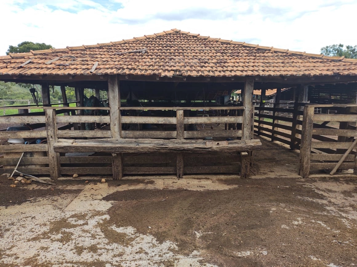 Fazenda/Sítios/Chácaras de 2670000m² no bairro Capim Branco II, em Unaí | Eu Corretor