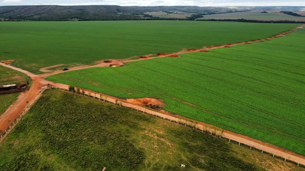 Fazenda/Sítios/Chácaras de 14700000m² no bairro Paracatu, em Paracatu | Eu Corretor