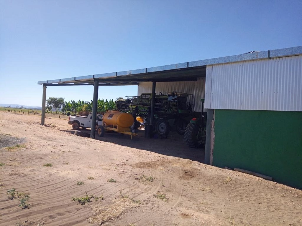 Fazenda/Sítios/Chácaras de 8800000m² no bairro Nova Roma, em Nova Roma | Eu Corretor