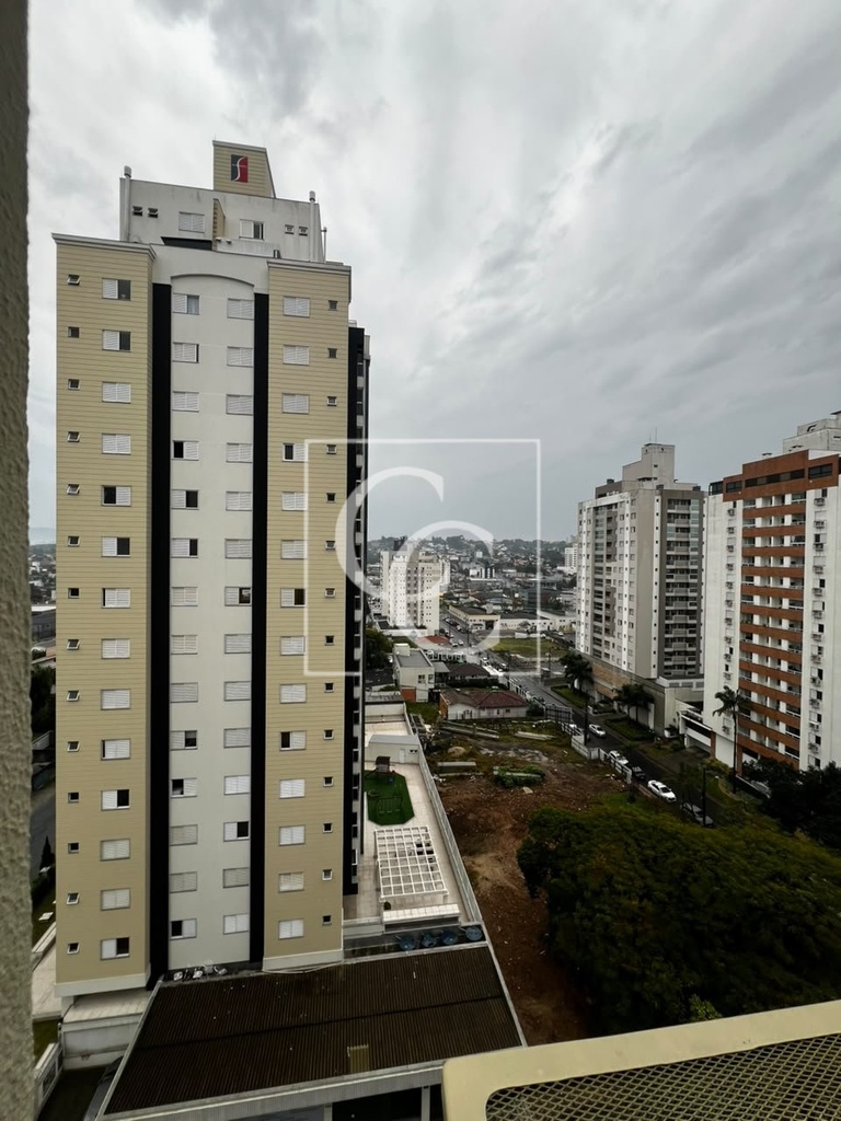 fdb325bf-c352-4612-81f3-b477e4241159.jpg