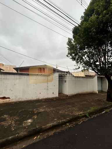 Casa de 2 quartos, no bairro Centro, em Tupã | Eu Corretor