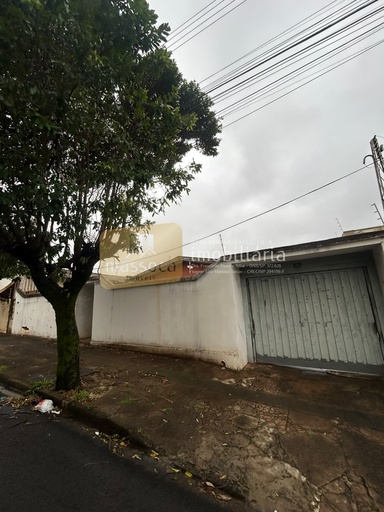 Casa de 2 quartos, no bairro Centro, em Tupã | Eu Corretor