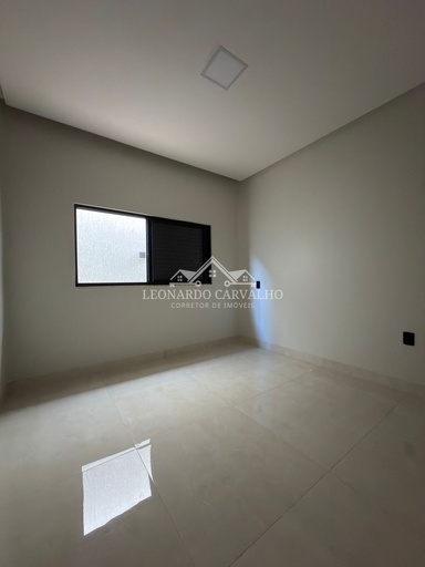 Casa de 3 quartos, no bairro turista 2, em Caldas Novas | Eu Corretor