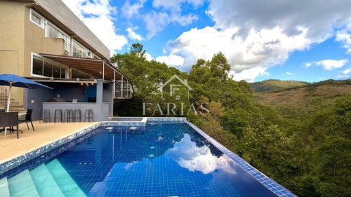 Casa de 8 quartos, 700m² no bairro Pedro do Rio, em Petrópolis | Eu Corretor