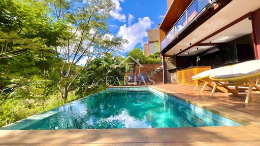 Casa de 4 quartos, 356m² no bairro Itaipava, em Petrópolis | Eu Corretor