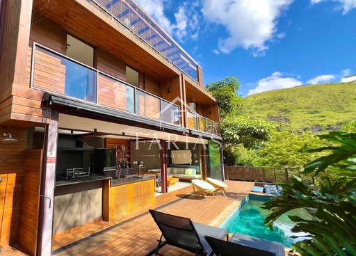 Casa de 4 quartos, 356m² no bairro Itaipava, em Petrópolis | Eu Corretor