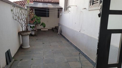 Casa de 3 quartos, no bairro Pinheiros, em Varginha | Eu Corretor