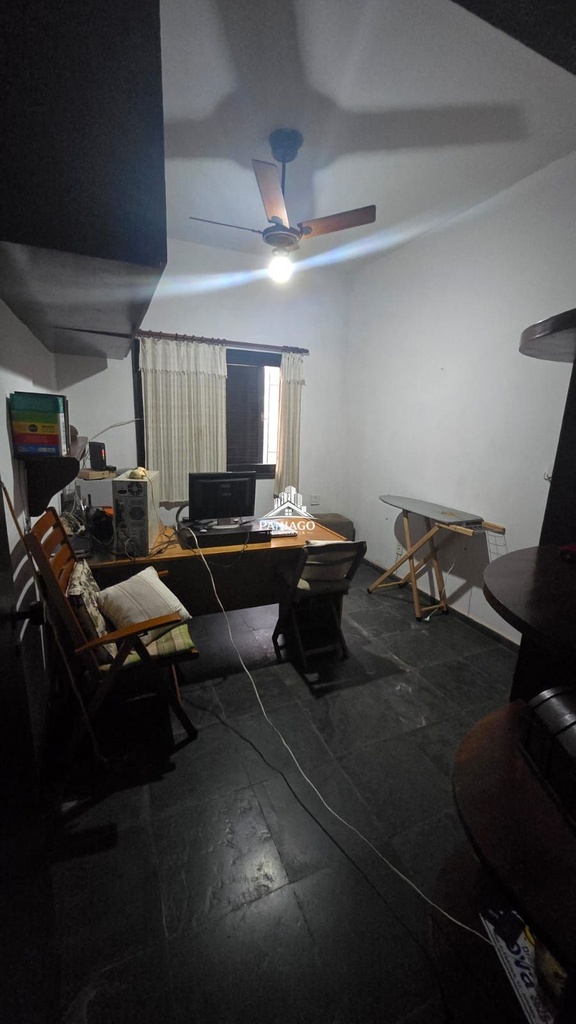 image_re_8621834.jpg
