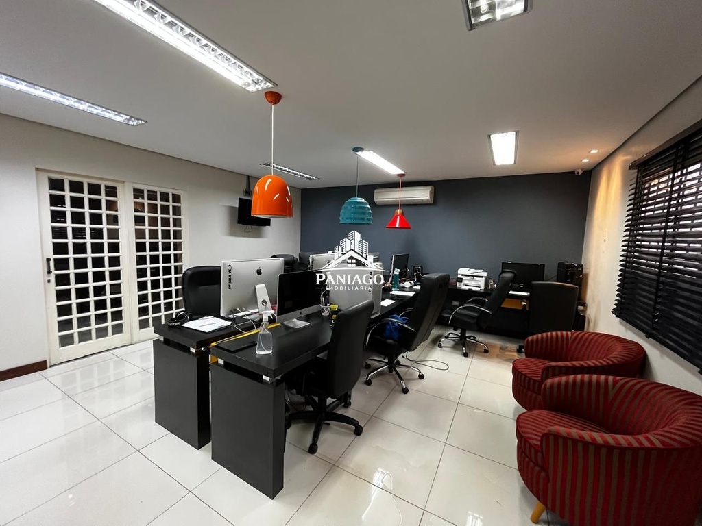image_re_8622569.jpg