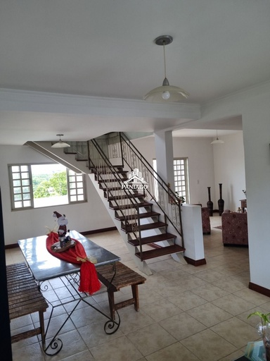 Casa de 5 quartos, 395m² no bairro Santa Cruz, em Cuiabá | Eu Corretor