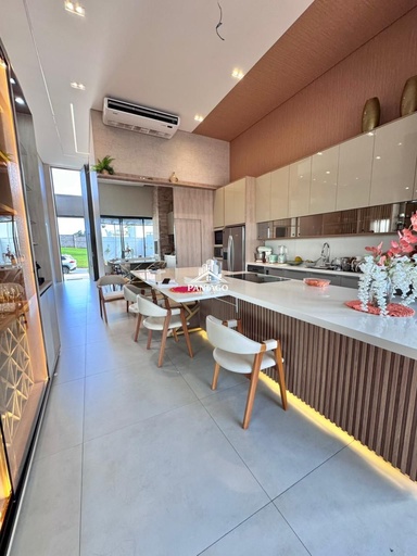 Casa de 3 quartos, 210m² no bairro Petrópolis, em Várzea Grande | Eu Corretor