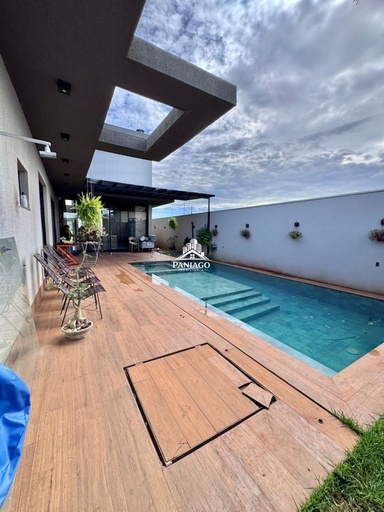 Casa de 3 quartos, 210m² no bairro Petrópolis, em Várzea Grande | Eu Corretor
