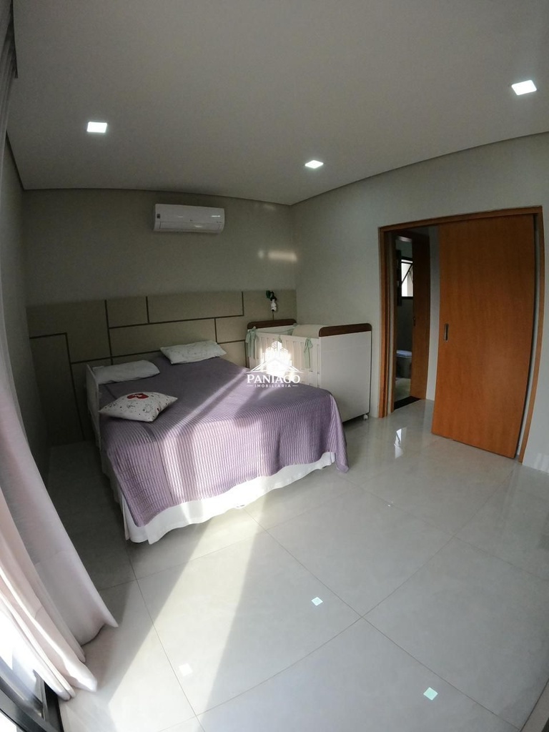 image_re_8622891.jpg