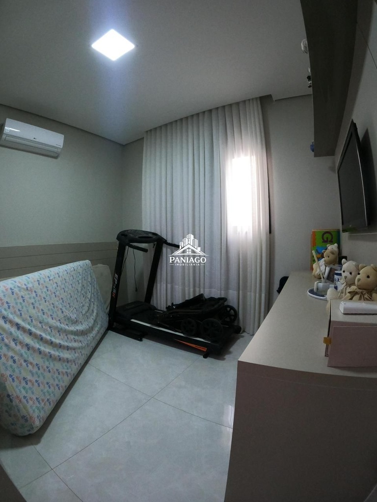 image_re_8622894.jpg
