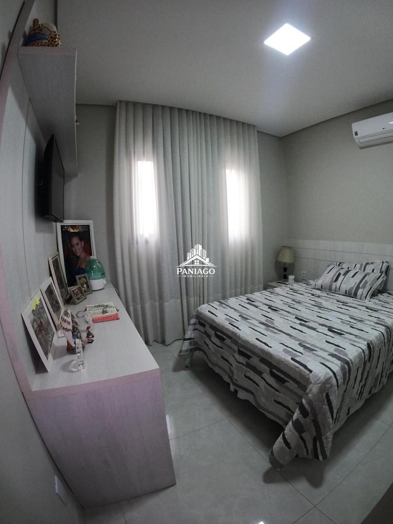 image_re_8622896.jpg