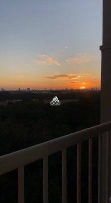 image_re_8623876.jpg